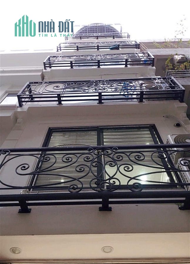 Bán Nhà Phố Khâm Thiên Quận Đống Đa. 50m Xây 7 Tầng Mặt Tiền 4m Nhỉnh 11 Tỷ. Cam Kết Ảnh Thật Mô Tả