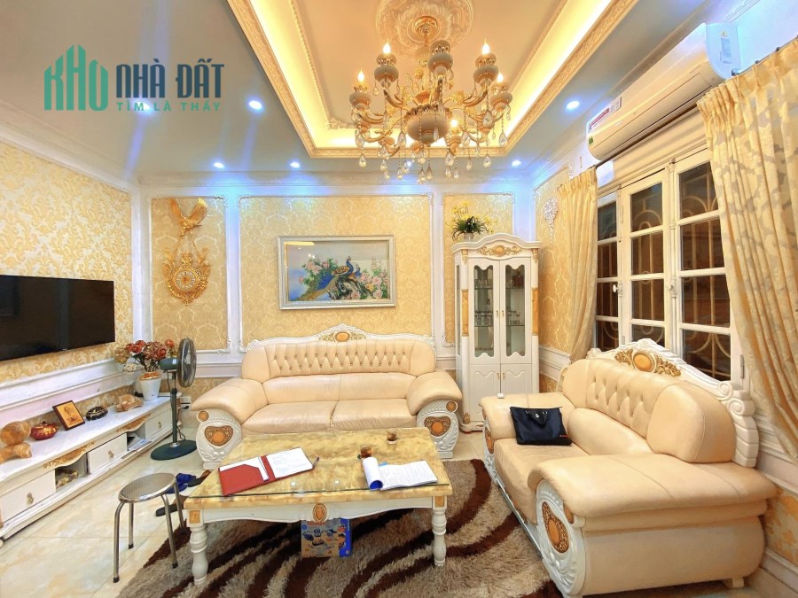 Bán Căn Biệt Thự MINI Ngõ 68 Xuân Thủy 49/64m2 x 4 tầng, 4 phòng ngủ măt tiền bề thế, 2 toáng trước