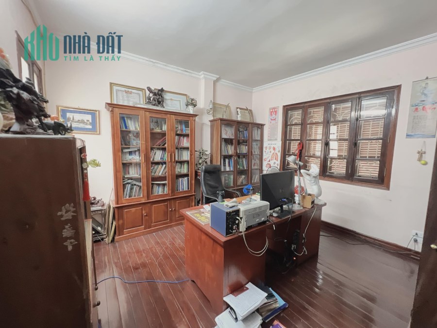 Bán Căn Biệt Thự MINI Ngõ 68 Xuân Thủy 49/64m2 x 4 tầng, 4 phòng ngủ măt tiền bề thế, 2 toáng trước