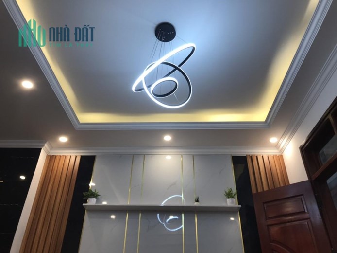 BÁN NHÀ  TỔ 5 THẠCH BÀN - 40M- 4TẦNG – 4 NGỦ