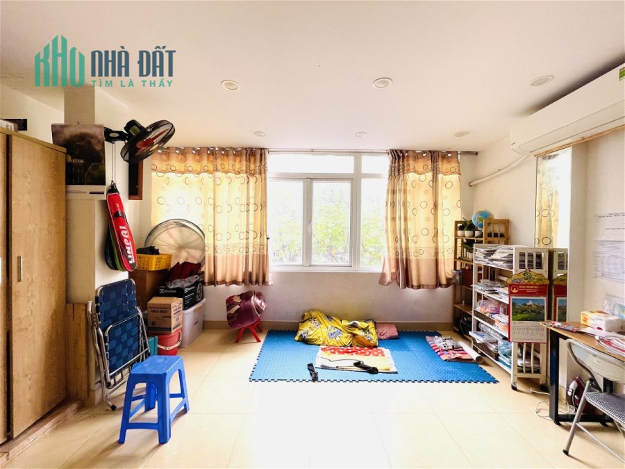 Bán Nhà Mặt Phố Ô Chợ Dừa Quận Đống Đa. 30m Mặt Tiền 4.2m Nhỉnh 11 Tỷ. Cam Kết Ảnh Thật Mô Tả Chính