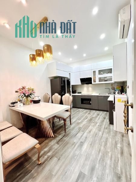 Bán Nhà Mặt Phố Kim Hoa Quận Đống Đa. Sổ 52m Thực Tế 56m Xây 5 Tầng Mặt Tiền 4m Nhỉnh 13 Tỷ. Cam