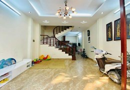 Nhà PHÂN LÔ, OTO tránh Hoàng Hoa Thám, 55m * 4T, chỉ 7.6 tỷ
