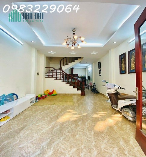 Nhà PHÂN LÔ, OTO tránh Hoàng Hoa Thám, 55m * 4T, chỉ 7.6 tỷ