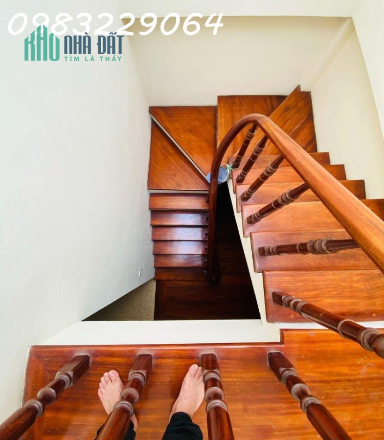 Nhà PHÂN LÔ, OTO tránh Hoàng Hoa Thám, 55m * 4T, chỉ 7.6 tỷ