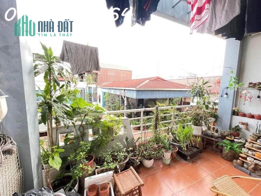 Nhà PHÂN LÔ, OTO tránh Hoàng Hoa Thám, 55m * 4T, chỉ 7.6 tỷ