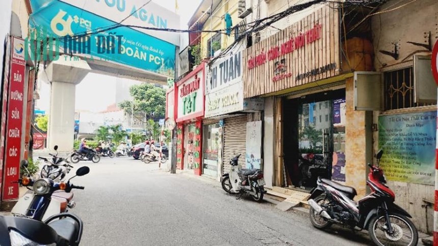 NHÀ NGUYỄN TRÃI, 3 BƯỚC MẶT PHỐ, Ô TÔ ĐỖ CẠNH NHÀ - 46m MT5m CHỈ 3 TỶ NHỈNH - LH 0839.039.963