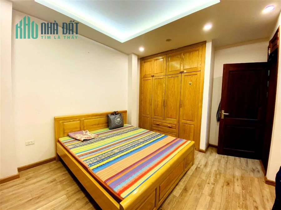 Bán Đất Tặng Nhà Mặt Phố Nguyễn Văn Tuyết Quận Đống Đa. Sổ 27m Thực Tế 29m Nhỉnh 10 Tỷ. Cam Kết Ảnh