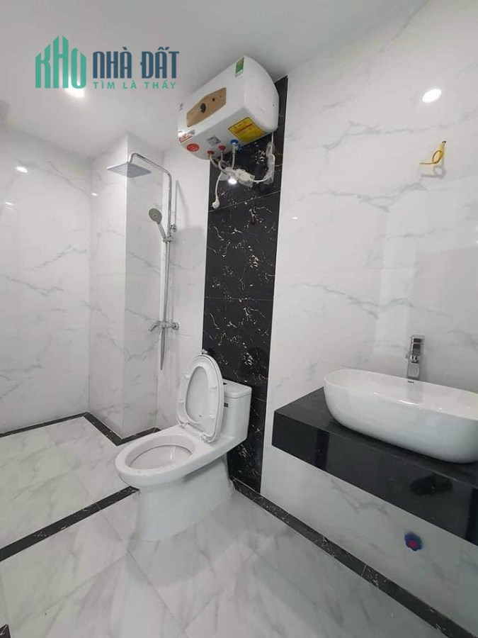 Bán Nhà Phố Cầu Giấy Quận Cầu Giấy. 44m Xây 6 Tầng Mặt Tiền 9m Nhỉnh 11 Tỷ. Cam Kết Ảnh Thật Mô Tả