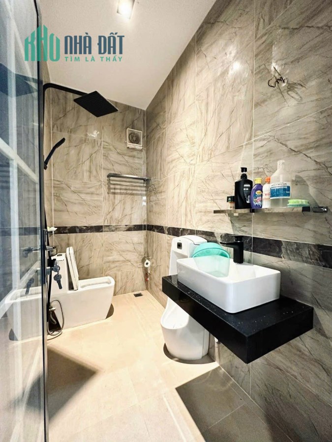 nhà đẹp hết nước chấm,nguyễn văn đậu - 4 tấm - 47m - 4.5 x 17 - 1 trệt 2 lầu 1 sân thượng - giá