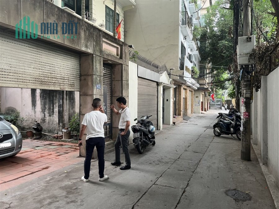 Bán Đất Vàng Phố Cầu Giấy Quận Cầu Giấy. 106m Mặt Tiền 6m Nhỉnh 18 Tỷ. Cam Kết Ảnh Thật Mô Tả Chính