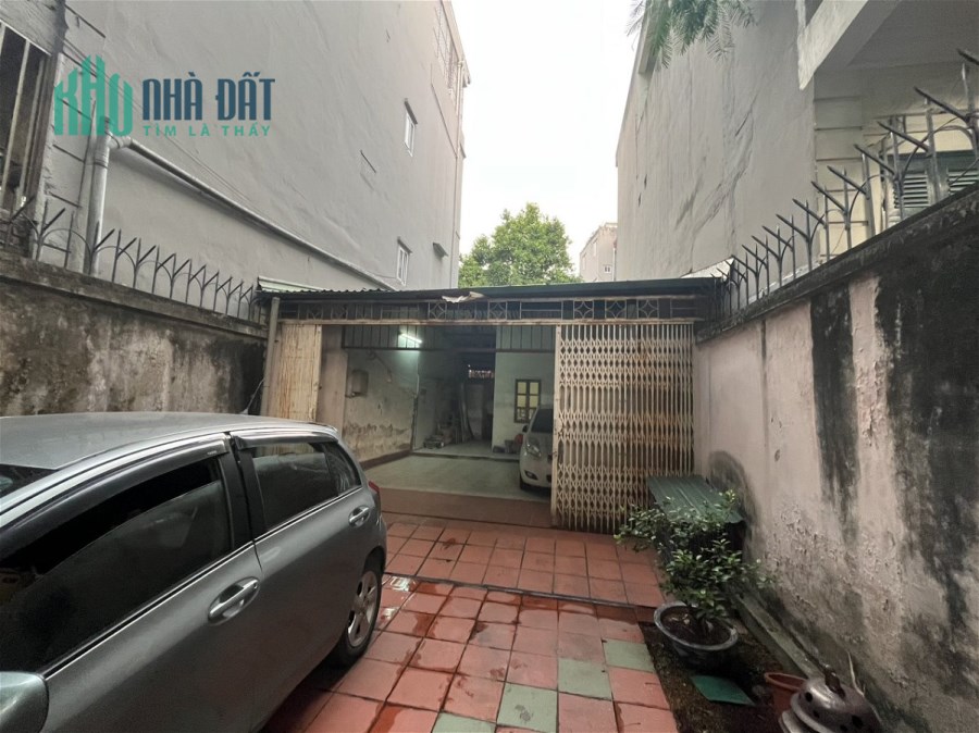 Bán Đất Vàng Phố Cầu Giấy Quận Cầu Giấy. 106m Mặt Tiền 6m Nhỉnh 18 Tỷ. Cam Kết Ảnh Thật Mô Tả Chính