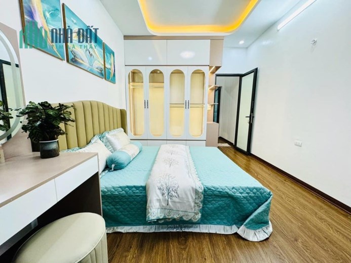 Bán nhanh nhà đẹp phố Thành Công DT 33m2 Giá 3,98 tỷ