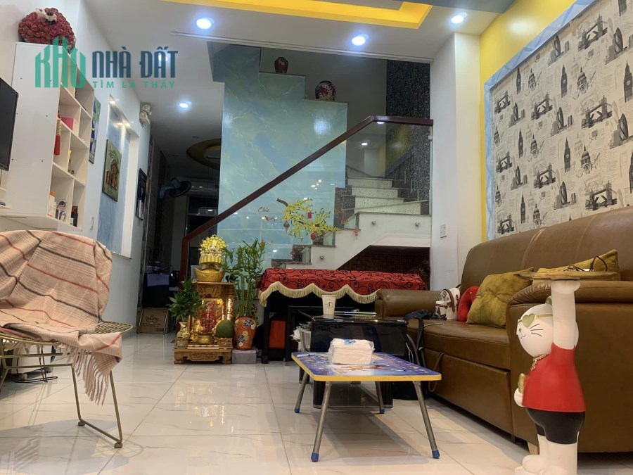ĐỊNH CƯ BÁN GẤP NHÀ LÝ PHỤC MAN, Q7, HXH THÔNG TRẢI NHỰA, 4X17.5M, 9.5 TỶ,TẶNG FULL NỘI THẤT