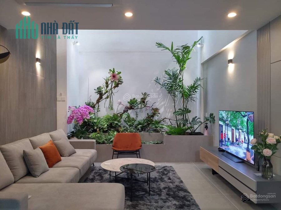 Bán Nhà NyAh Phú Định, Trương Đình Hội Q8, 50m2 ,6 Tầng, 1,9 Tỷ Nhận Nhà.