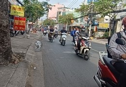 Cho thuê nhà mặt tiền tỉnh lộ 10 kinh doanh mọi ngành