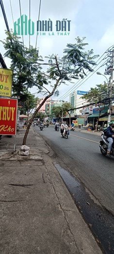 Cho thuê nhà mặt tiền tỉnh lộ 10 kinh doanh mọi ngành