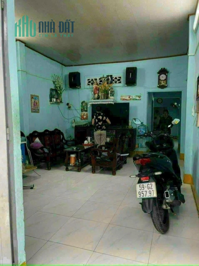Cần tiền, bán gấp Nhà đường nguyễn ảnh thủ..4mx14m.2PN,2ty950.