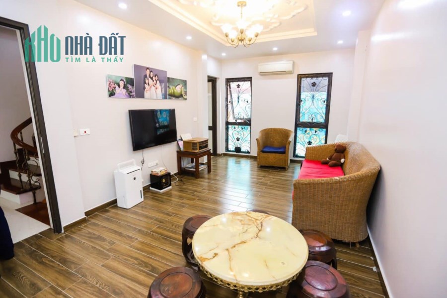 Bán nhà THIÊN HIÊN, lô góc, 60M, ngõ thông Ô tô, KD, chỉ 8 tỷ 3