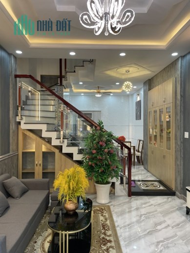 NGUYỄN DUY CUNG - P12 - GÒ VẤP. 4 TẦNG.BÁN GẤP TRƯỚC TẾT GIẢM CHÀO 500 TRIỆU - CHỐT 5.7