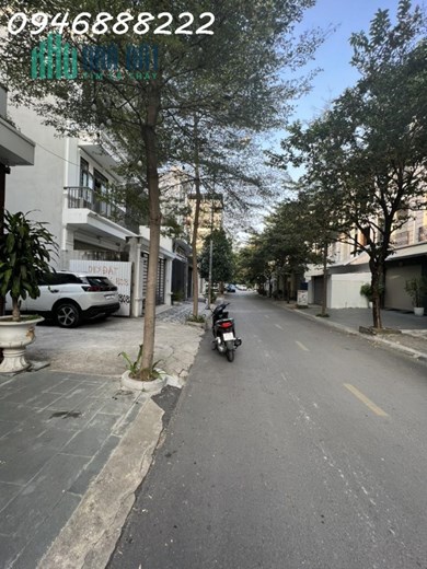 Bán đất mặt đường Hoàng Ngọc Phách , Diện tích 100m2 ngang 5m , kinh doanh buôn bán cực tốt