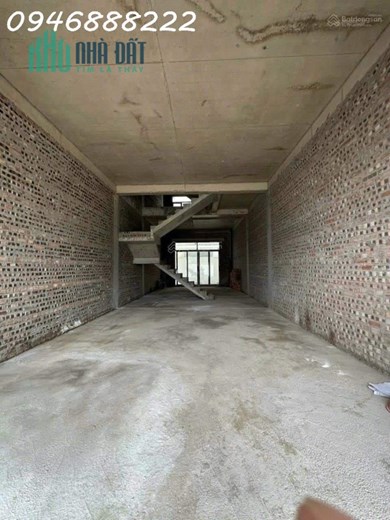 Hoàng Huy Mall xây thô hoàn thiện bên ngoài vị trí ngay sau dãy SHOPHOUSE