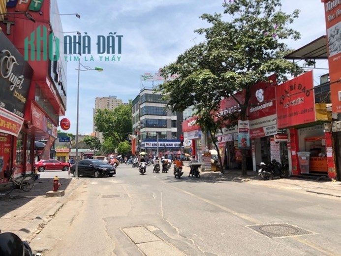 LÔ GÓC 20M RA MẶT PHỐ TRƯƠNG ĐỊNH NGÕ THÔNG TUYỆT ĐẸP 4 TẦNG 32M2 NHỈNH 4 TỶ