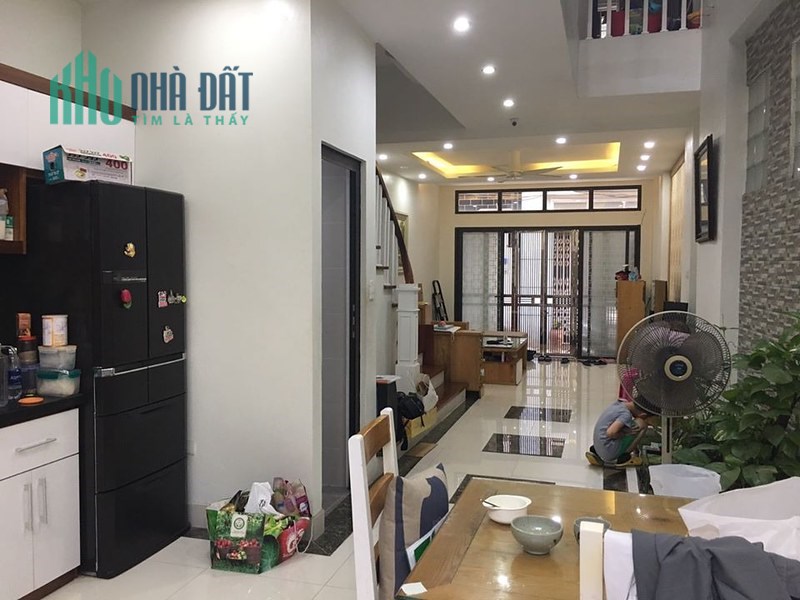 Bán nhà Mặt ngõ Lương Sử C 12 tỷ, 100mx6 tầng, oto vào