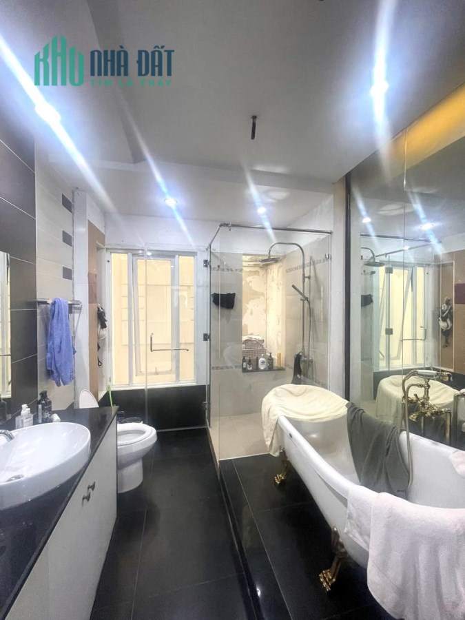 Giáp Phú nhuận, Bán nhà HXH né Nguyễn Kiệm P3 Gò vấp 60M 4tầng 5tỷ85