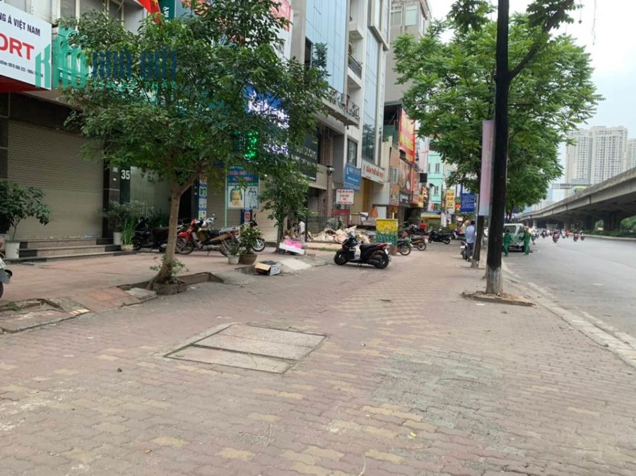 [ GIÁ ĐẦU TƯ ] Bán gấp MP Khuất Duy Tiến - Thanh Xuân 130m2, mặt tiền 7,5m, 2 mặt thoáng.