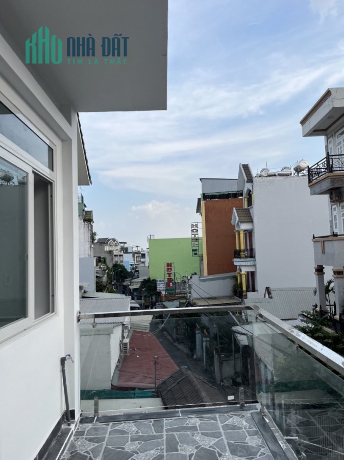 Gấp Bán Nhà 4 Tầng Mặt Tiền Đường Số , 70m2 , Ngang 5m . Tăng Nhơn Phú A Q9 Thủ Đức, 7.2 Tỷ