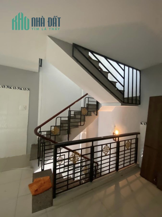 LÔ GÓC 2 MẶT TIỀN ĐƯỜNG TÂN PHÚ -  ĐƯỜNG NHỰA TRƯỚC NHÀ 12M - XE HƠI NGỦ TRONG NHÀ - GIÁ HẠ CHÀO