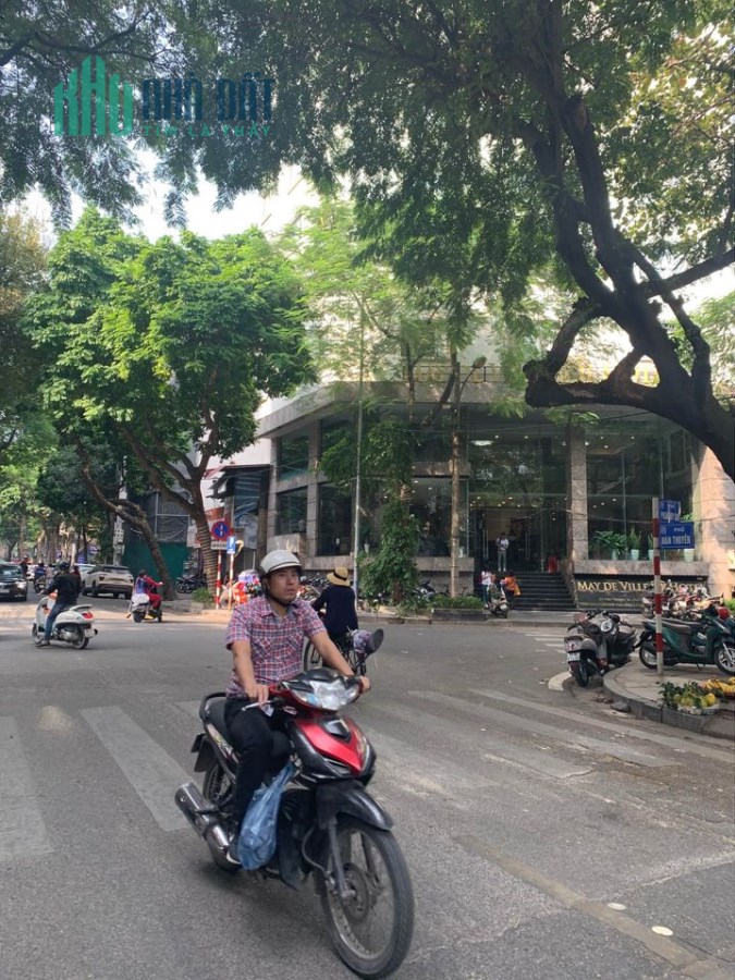 [ CỰC HIẾM] BÁN MP HÀNG BÚN NGAY NGÃ TƯ QUÁN THÁNH 9T XỊN SÒ KD ĐẮC ĐỊA.