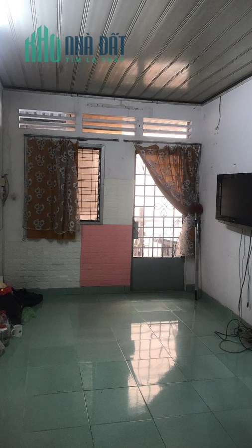 30M2 NGAY ĐẠI HỌC CÔNG NGHIỆP 4 LÝ THƯỜNG KIỆT - P1 - GÒ VẤP. GIÁ BÁN GẤP 2 TỶ 6.