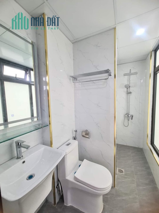 Lô góc 3 thoáng, kinh doanh, thang máy ở luôn , ôtô tránh 33m2x7 tầng Hoàng Văn Thái.