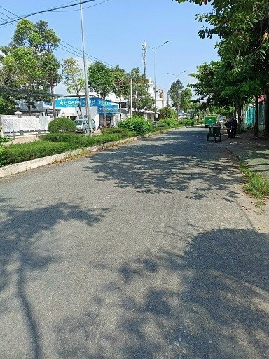 Chủ cần bán mặt tiền đường Nguyễn Văn Linh K2 P6 TP Sóc Trăng