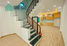 Thạch Bàn 100tr/m2 ô tô đỗ cửa 50m2, 5 tầng nhà mới Long Biên HÀ Nội.