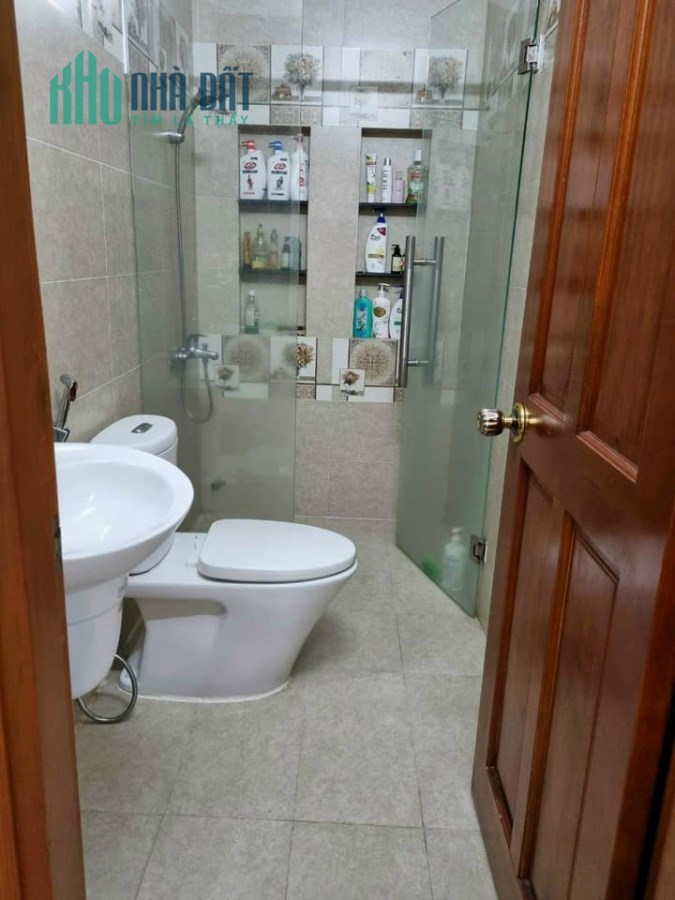 Nhà 11x6 - Huỳnh Tịnh Của - HXH - 5 Lầu (Q3) - 10.2 tỷ