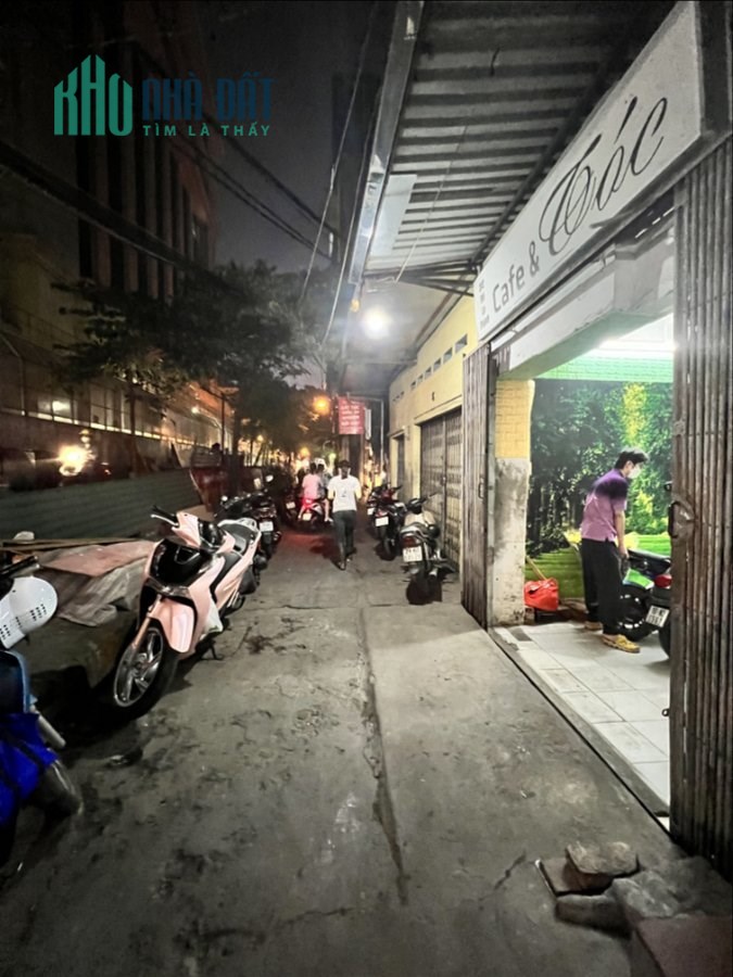 Bán Nhà Mặt Phố La Thành Quận Đống Đa. 43m Nhỉnh 10 Tỷ. Cam Kết Ảnh Thật Mô Tả Chính Xác. Chủ Thiện
