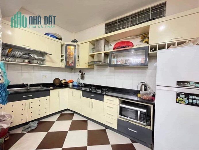 Bán nhà phân lô Phố Khương Đình Thanh Xuân 36m2x4 tầng, gần ô tô, về ở ngay đón Tết nhỉnh 4 tỷ,
