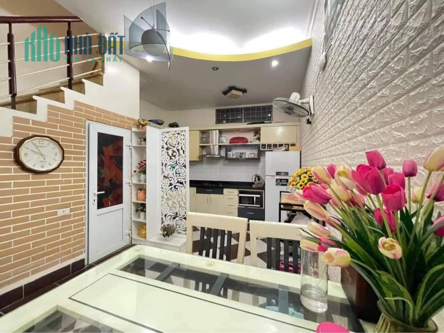 Bán nhà phân lô Phố Khương Đình Thanh Xuân 36m2x4 tầng, gần ô tô, về ở ngay đón Tết nhỉnh 4 tỷ,