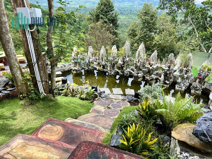 Thế Đất Đường Nhựa Lưng Tựa Núi Mặt Hướng Thủy