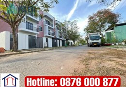 Ngộp bank bán gấp lô đất Lê Văn Lương Nhà Bè.DT 7x20 giá 5X triệu/ m2.Đối diện dãy nhà phố đang bán