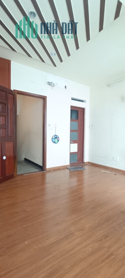 Gấp bán nhà hẻm 5m Nguyên Hồng Gò Vấp 43m2 ngang 4.1m 2 tầng 3pn giá 3,9 tỷ