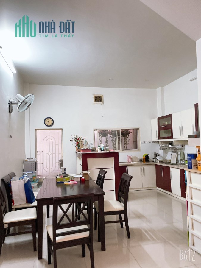 Hạ chào 650, bán gấp nhà Đinh Bộ Lĩnh, Phường 24, Bình Thạnh