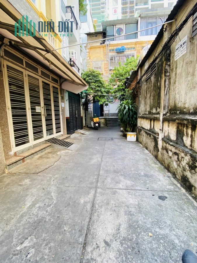 NHÀ 3 MẶT TIỀN - TRUNG TÂM QUẬN 1 -  VỊ TRÍ SIÊU ĐẸP - NGAY KHU KINH DOANH THỜI TRANG - CÓ 10P CHO