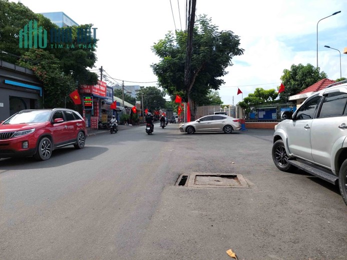 Bán Nhà Đường Số 8 Linh Xuân Thủ Đức 98m2_7x14m Chỉ3 Tỷ Tặng Nhà C4 Ở Ngay