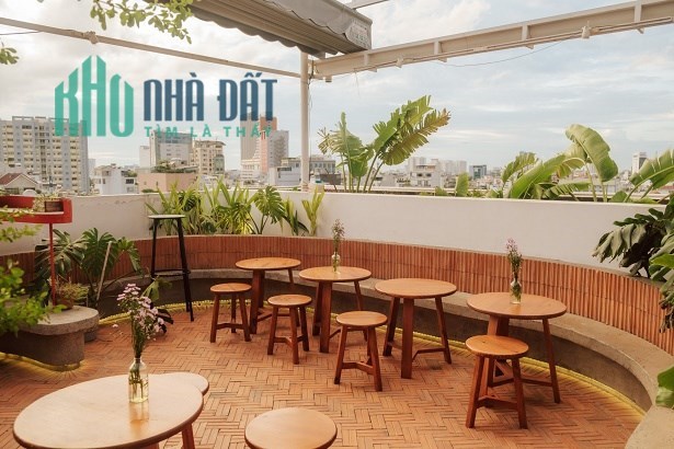 EM CẦN SANG NHƯỢNG LẠI QUÁN ROOFTOP TẠI QUẬN BÌNH THẠNH