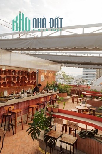 EM CẦN SANG NHƯỢNG LẠI QUÁN ROOFTOP TẠI QUẬN BÌNH THẠNH