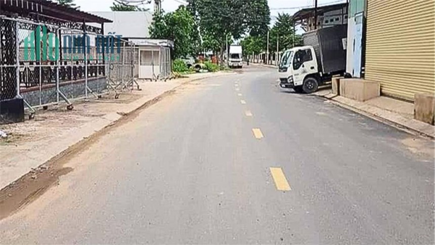 Bán Đất 500m2 Tặng Nhà Xưởng, Đường Lê Thị Riêng. Thới An. Quận 12